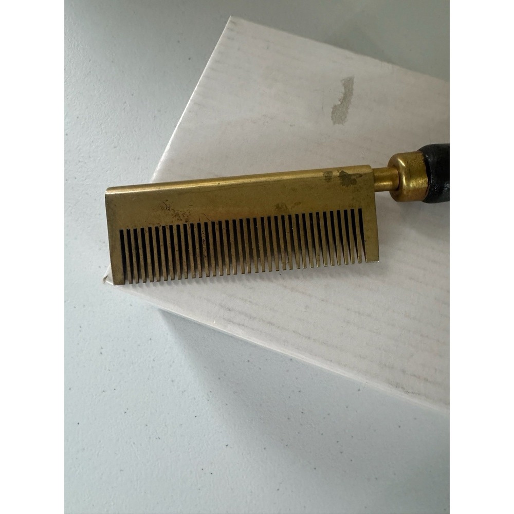Vintage Annie Brass Hot Oil Hair Straightener Comb w/ Wood Handle - Picture 3 of 10